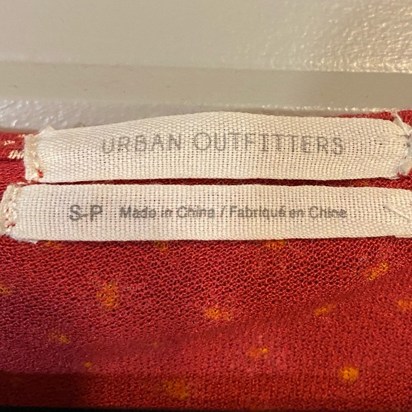 Urban Outfitters red floral skater top - Picture 3 of 3